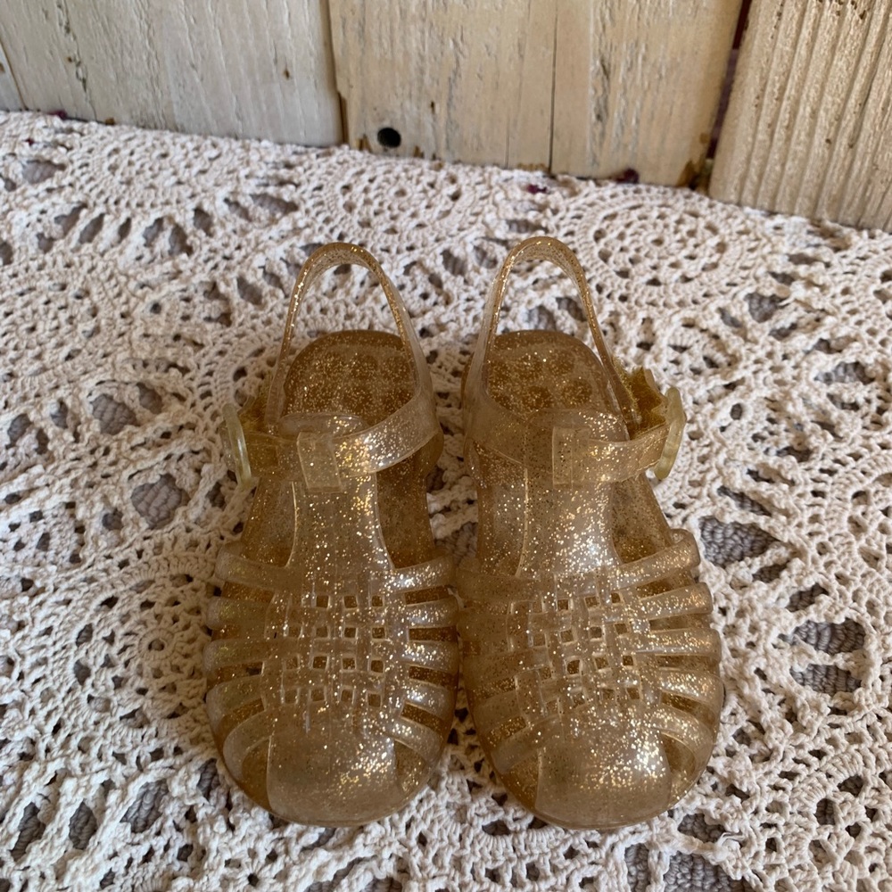 🐣5/25🐣 Gold Glitter Jelly Sandals S 5/6